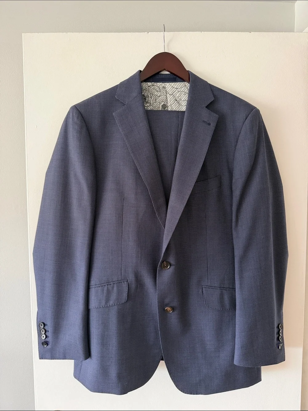 Alton Lane Men's 100% Wool 2-Piece Suit Blue Micro-Check 42R 38x29 W/Garment Bag